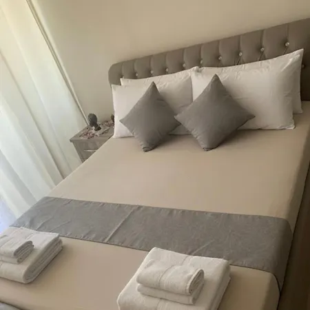 Reart Apartment